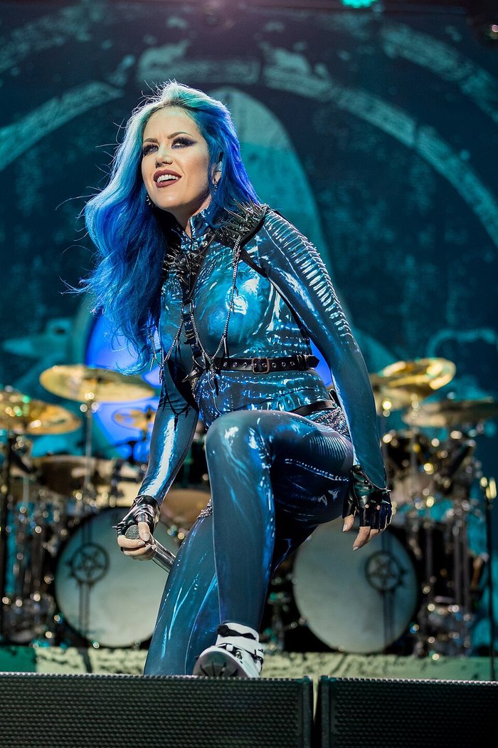 Photo 3 from Alissa White‐Gluz